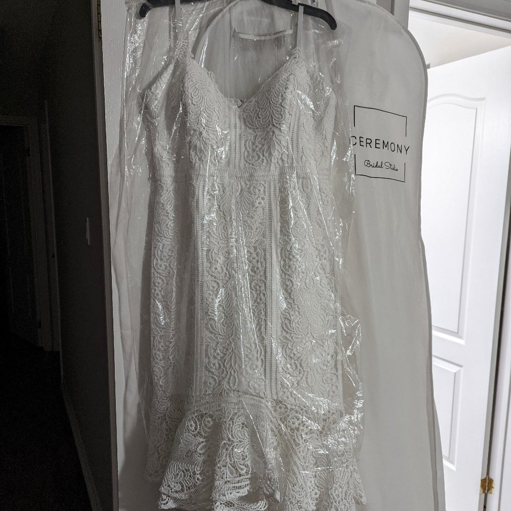 Guess Flounce Hem Dress - Picture 5 of 5